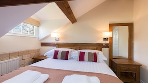 2 chambres, fer et planche à repasser, lit parapluie, Wi-Fi gratuit