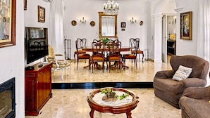 Unclassified image, 5 of 27, button - NAPOLEON Villa piscina privada, BBQ, Wifi gratis (Miami Playa)