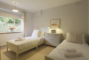 4 bedrooms, iron/ironing board, travel cot, free WiFi