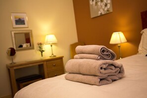 2 bedrooms
