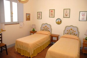 6 dormitorios, cuna de viaje, wifi gratis
