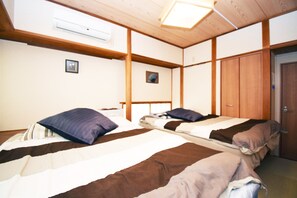 Free WiFi, bed sheets