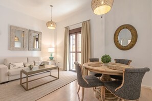 Dining - Pleno Centro Deluxe 1 (Sevilla)