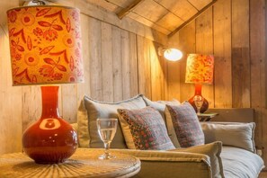 Interior - Snow Hall Barn, Peasenhall (Saxmundham)
