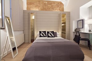 1 chambre, fer et planche à repasser, Wi-Fi, literie fournie
