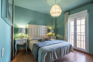 3 habitaciones, tabla de planchar con plancha y wifi gratis 