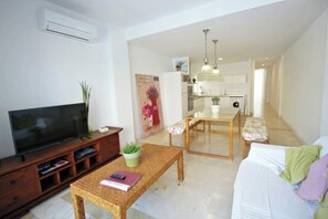 TV, DVD player - Frentemar C - holiday apartment in Calpe (Calpe)