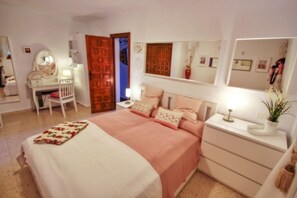 2 bedrooms, WiFi, bed sheets - Monica II - holiday home with private swimming pool in Benissa (Benissa)