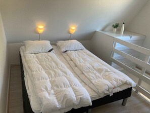 2 makuuhuonetta, silitysrauta/-lauta, ilmainen Wi-Fi