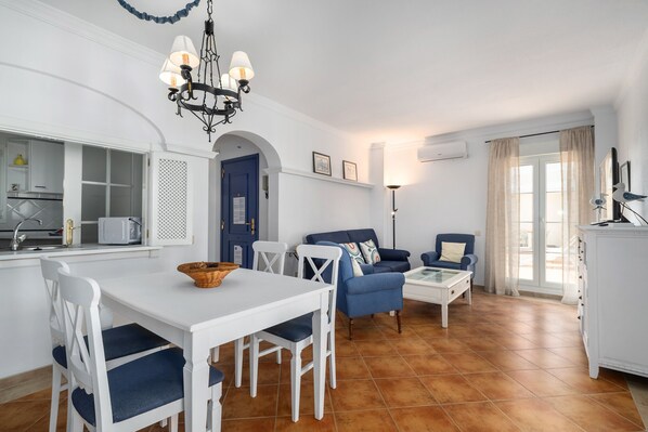 Dining - Atlantico Penthouse PLUS - Punta del Moral Beach PAHT76P102 (Punta del Moral)