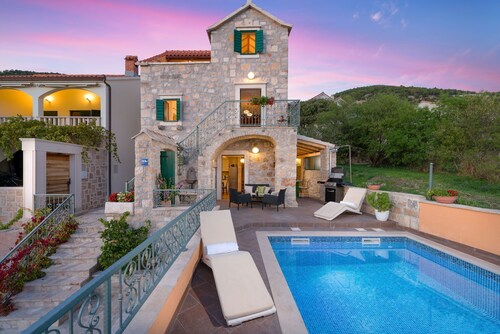 Villa Brač Stone with Swimming Pool