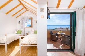 2 bedrooms, desk, free WiFi