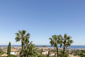 Immagine non classificata, 2 di 26, pulsante