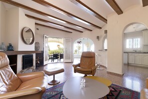 TV, DVD player, stereo