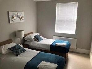 Iron/ironing board, free WiFi, bed sheets