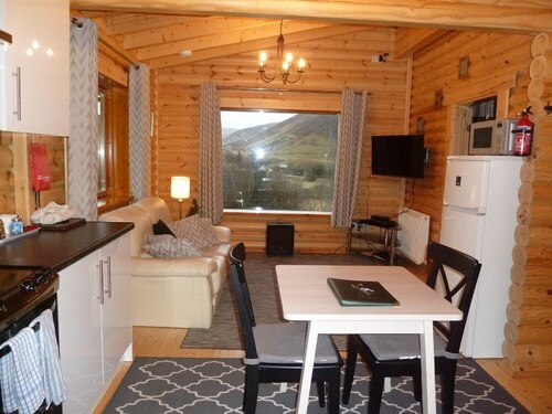 Blockhütte mit Whirlpool & Sauna für 2/3 | Im Cairngorm Nationalpark Großartige Aussichten