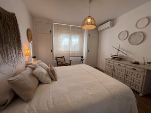 3 quartos, ferros/tábuas de passar roupa, Wi-Fi de cortesia