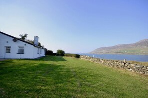 Property grounds - Cottage 101 - Moyard - sleeps 7 guests  in 3 bedrooms (Moyard)