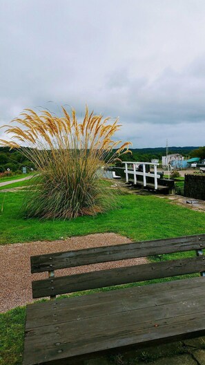 View from property - Crinan Canal Cottage No8, Kilmartin (Lochgilphead)