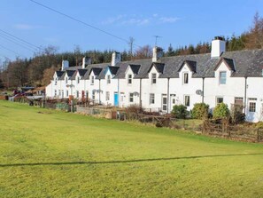 Exterior - Crinan Canal Cottage No8, Kilmartin (Lochgilphead)
