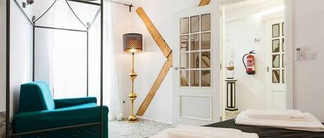 1 chambre, fer et planche à repasser, Wi-Fi, draps fournis