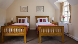 2 Schlafzimmer, Bügeleisen/Bügelbrett, Reisekinderbett, kostenloses WLAN