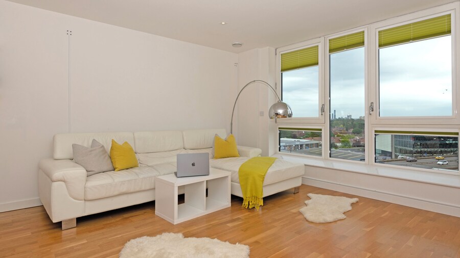 Grand Apartments Kew Gardens