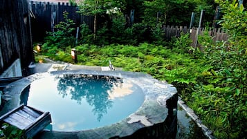 Udendørs pool