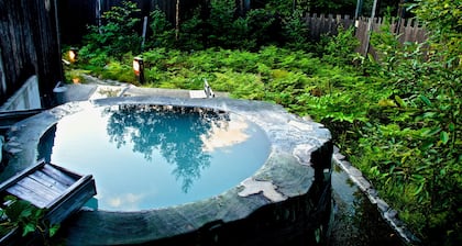 Spa Lodge Redwood Inn
