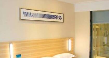 City Express Inn