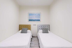 Room - Apt. Venezuela (Las Palmas)