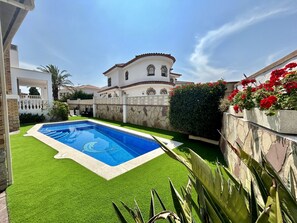 Pool - FLANDES Villa piscina jardín privado, Wifi gratis (Miami Playa)