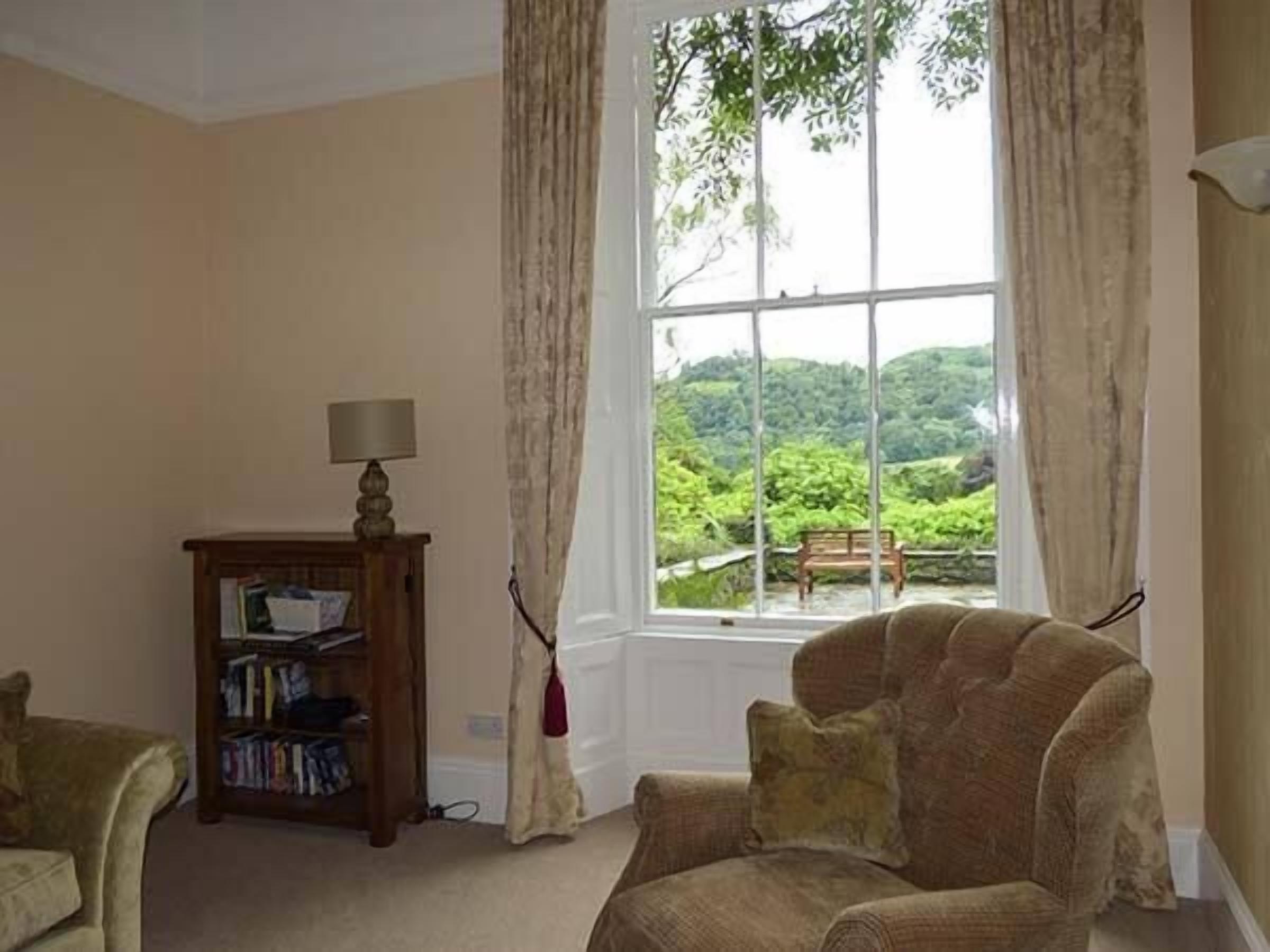 White Moss, Wood Close, Pet Friendly, With A Garden In Grasmere - Grasmere