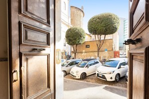 Property grounds - St. Peter's View Terrace (Rome)