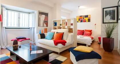 JOIVY Inviting studio near Green Street