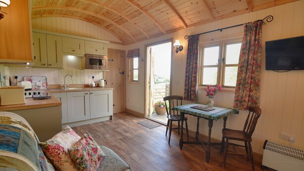 Living area - Shepherds Lodge (Shrewsbury)