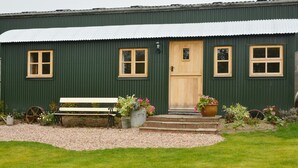Front of property - Shepherds Lodge (Shrewsbury)