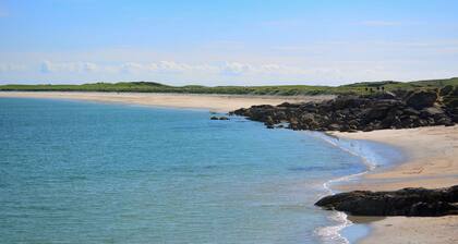 Cottage 236 - Roundstone - nukkuu 6 vieraita 4 makuuhuonetta