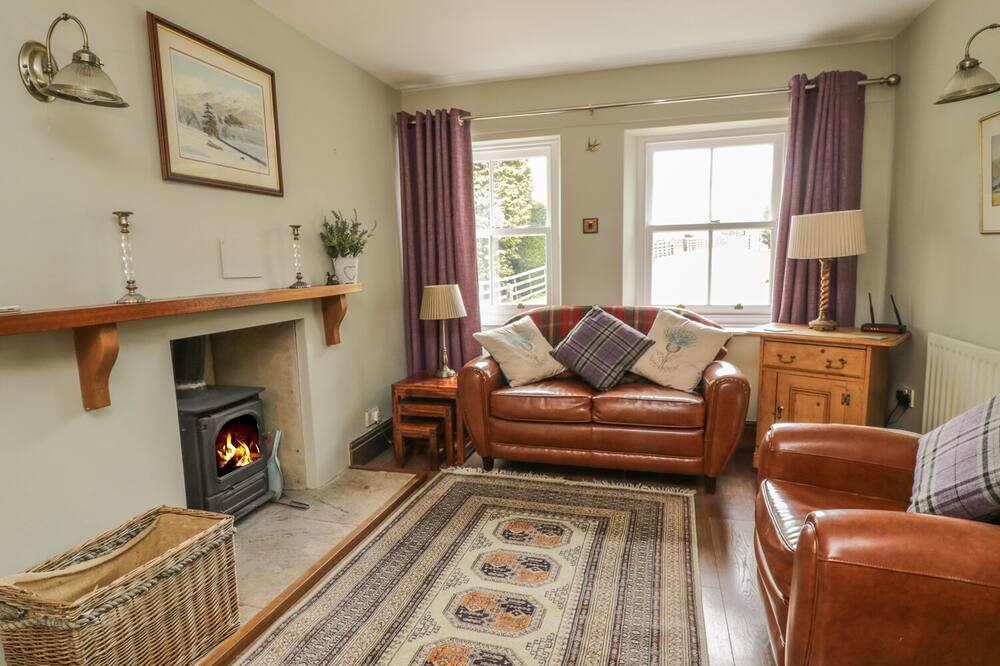 GILL HEAD FARM, pet friendly in Troutbeck Near Penrith