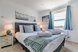 5 Schlafzimmer, kostenloses WLAN, Bettwäsche