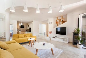 Fernseher