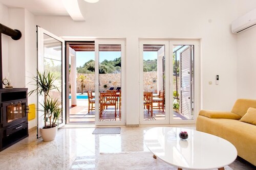 Villa Anfiteatro Adriatico mit Pool