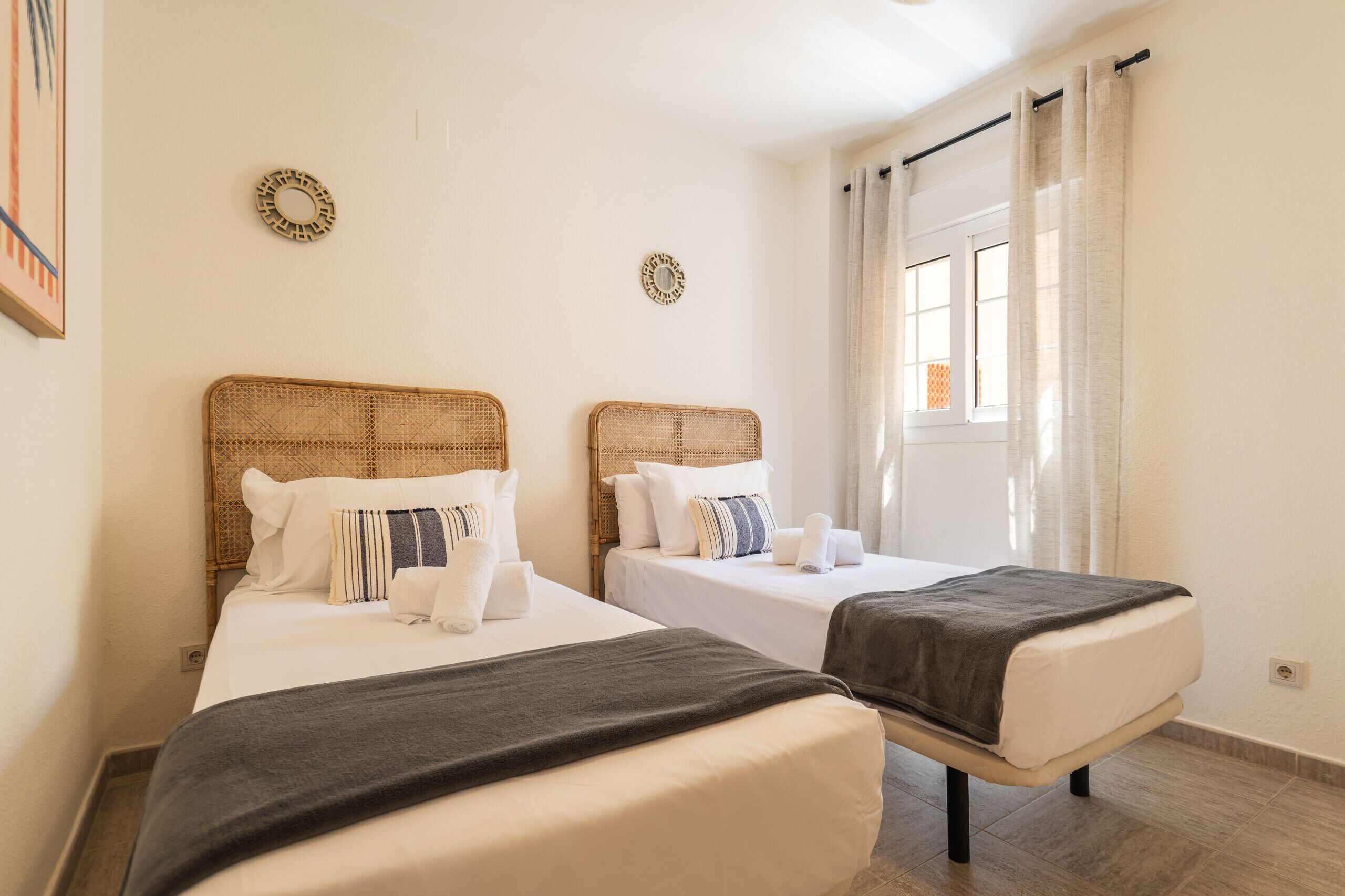 2 bedrooms, iron/ironing board, free WiFi, bed sheets