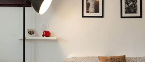 Fer et planche Ă repasser, Wi-Fi, literie fournie