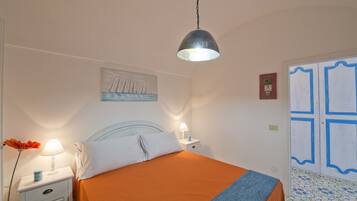 2 chambres, fer et planche à repasser, lit parapluie, Wi-Fi gratuit