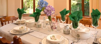 Cottage 182 - Letterfrack - sleeps 12 guests in 6 bedrooms