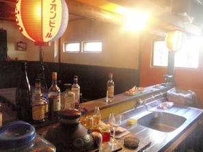 Bar (on property) - Gekkousou Okinawa - Hostel (Naha)
