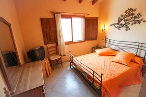 3 makuuhuonetta, Wi-Fi, vuodevaatteet