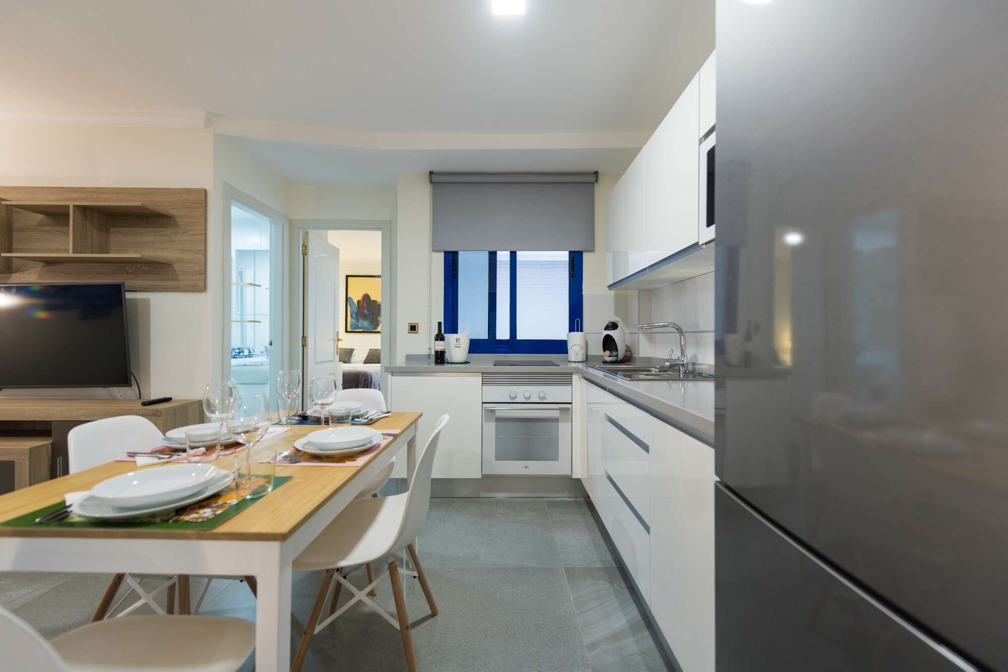 Kühlschrank, Mikrowelle, Ofen, Toaster