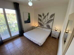 3 camere, Wi-Fi gratuito, lenzuola